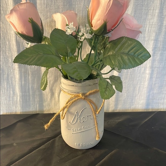 Rustic Mason Jar with Pink Roses grey color - Picture 1 of 3